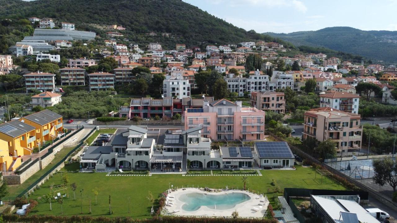 Barbaciiu Vacanze Green Pietra Ligure Exterior foto