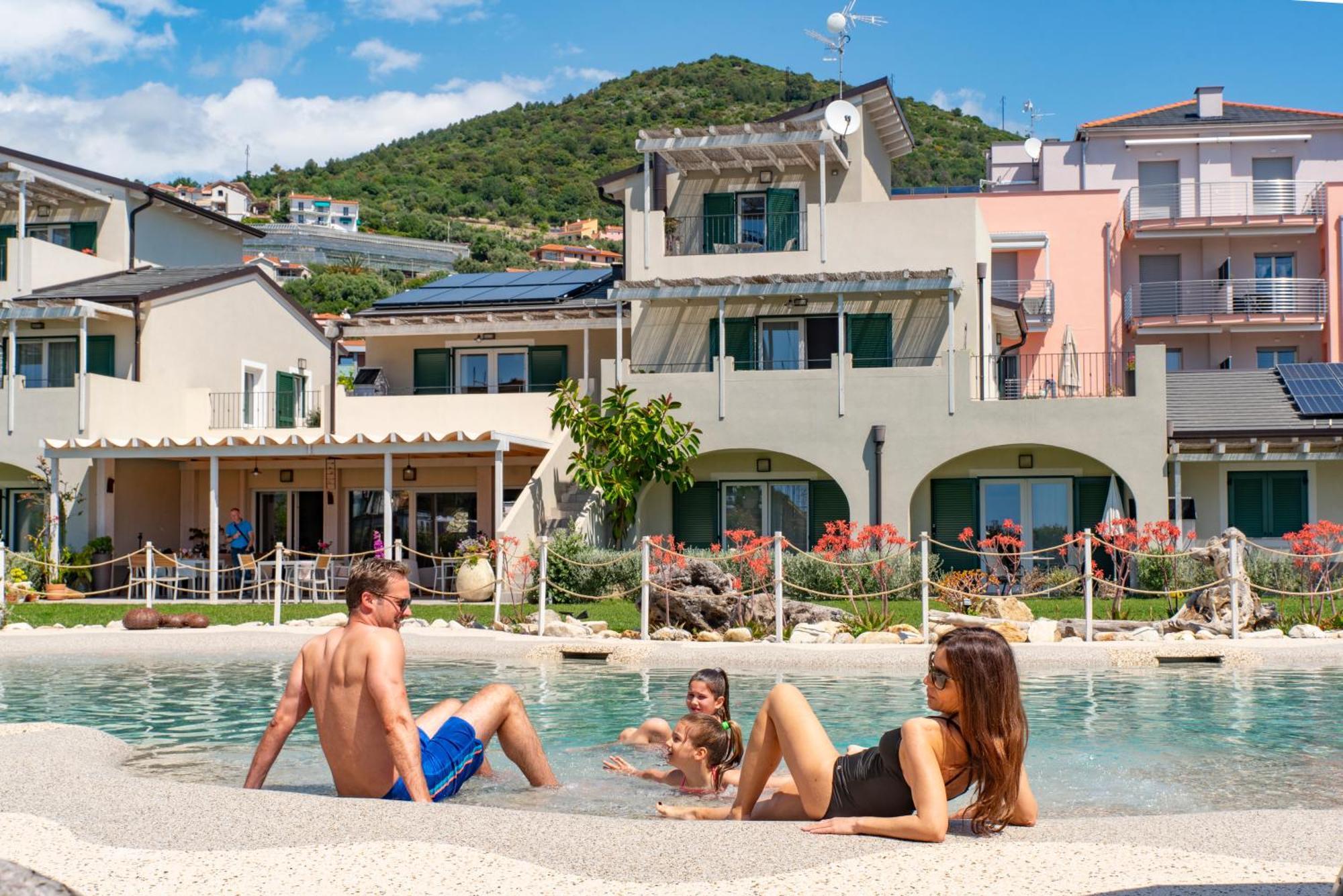 Barbaciiu Vacanze Green Pietra Ligure Exterior foto